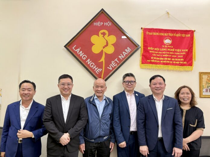 z7656544596776-106334effcfdec7bbe39dc020a38b45820260325151601